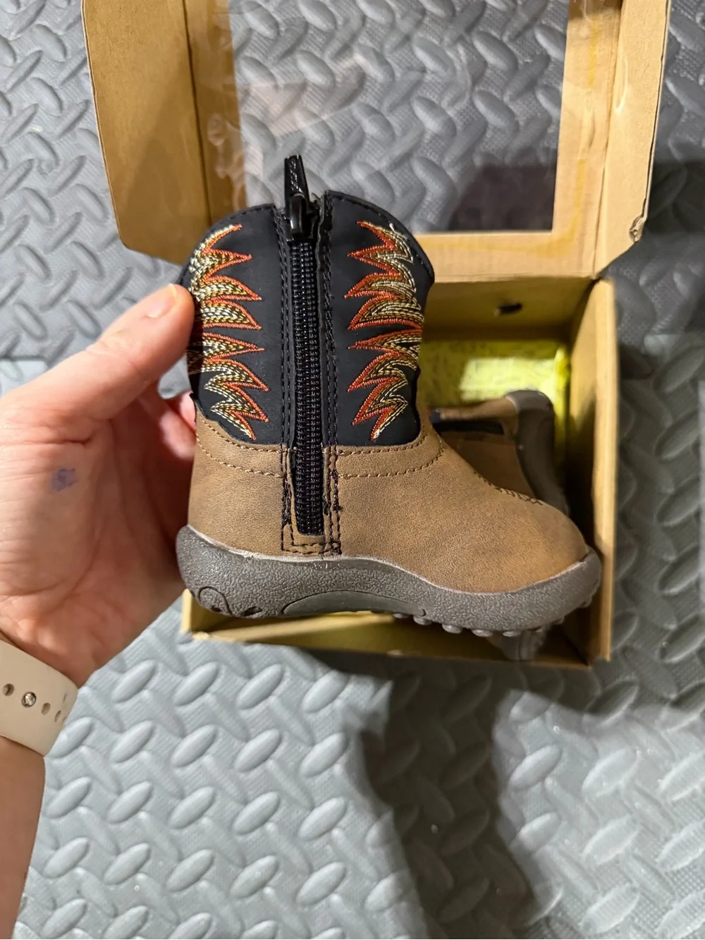 Roper nwt infant